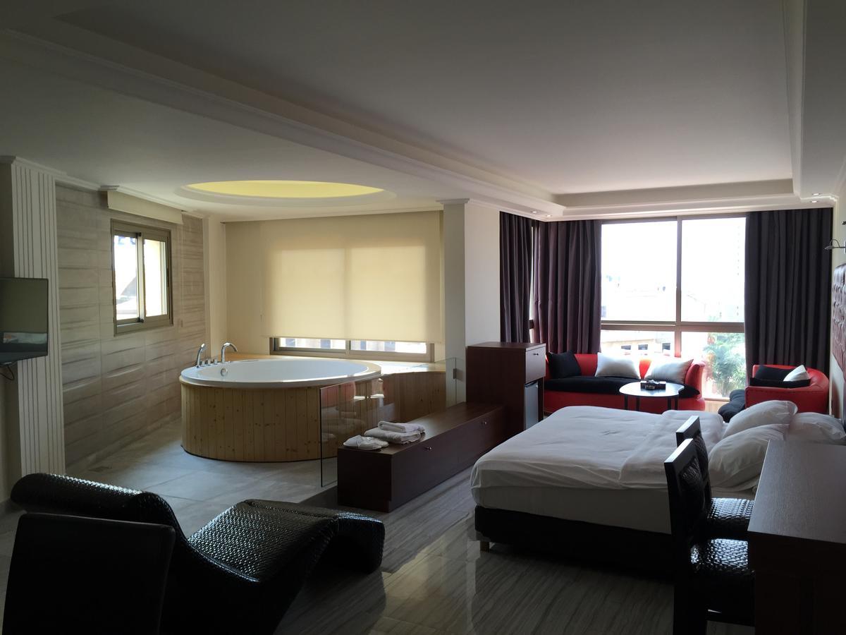 Ţabarjā Aphrodite Hotel מראה חיצוני תמונה